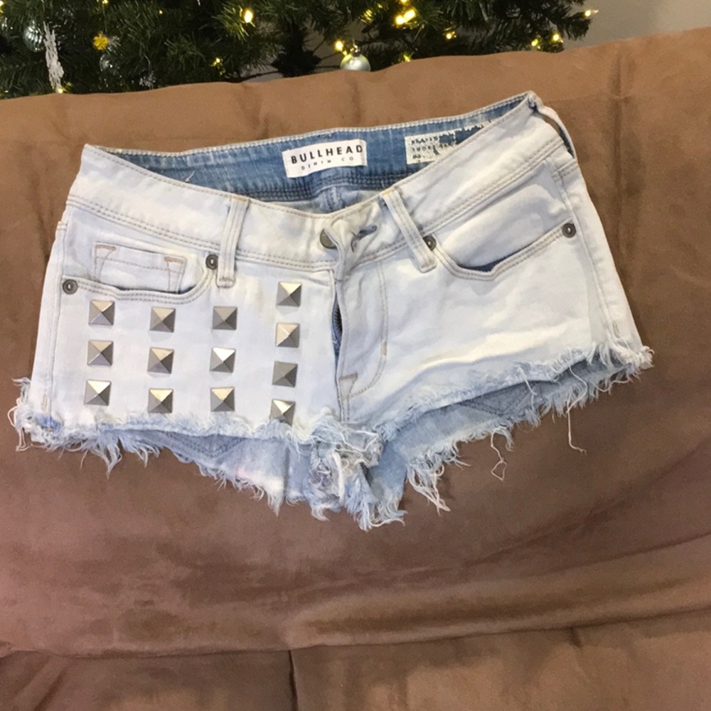 Bullhead Jean shorts